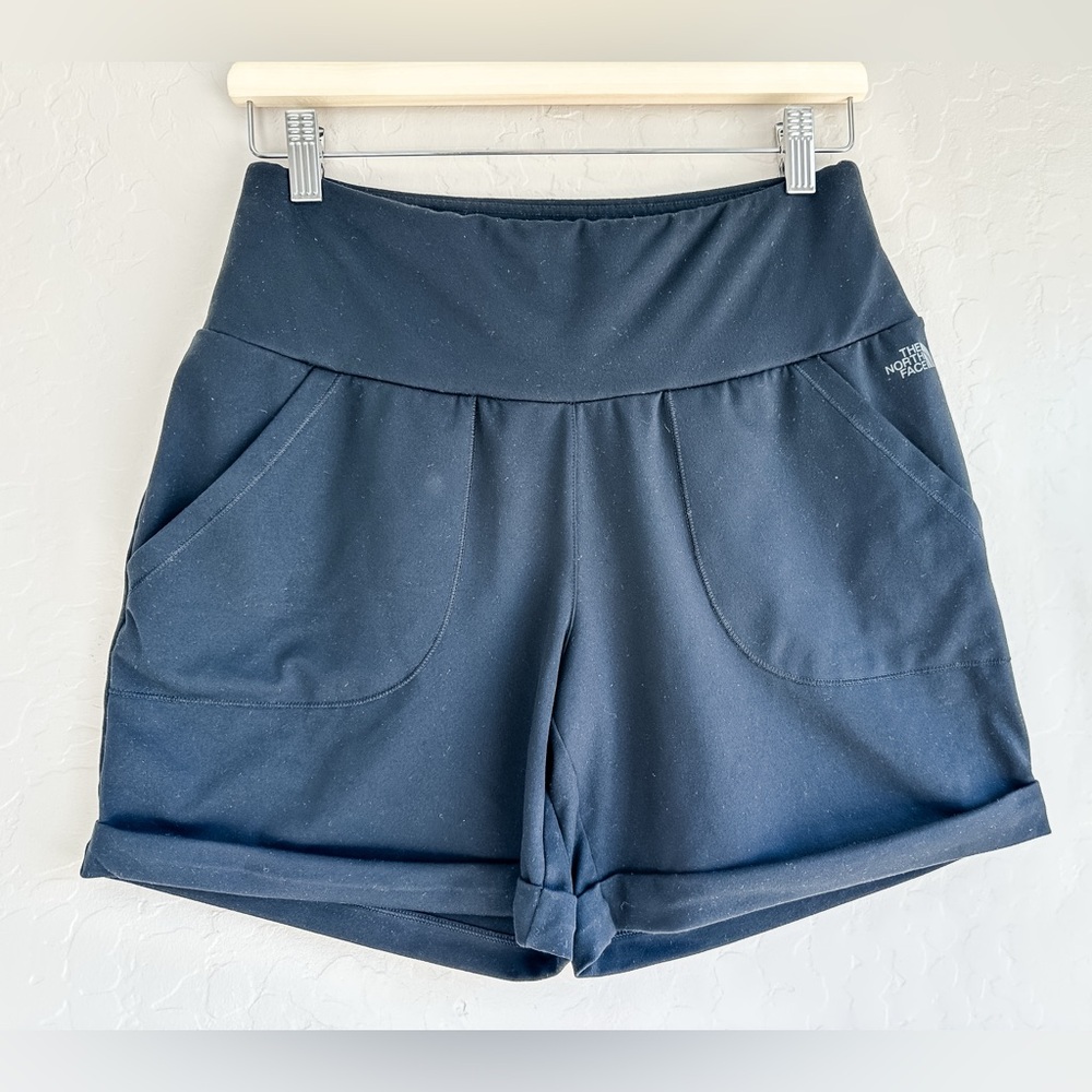 The North Face Women’s Black Casual Shorts - Size Small